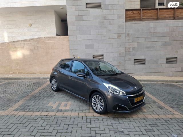 מודעת רכב פיג'ו 208