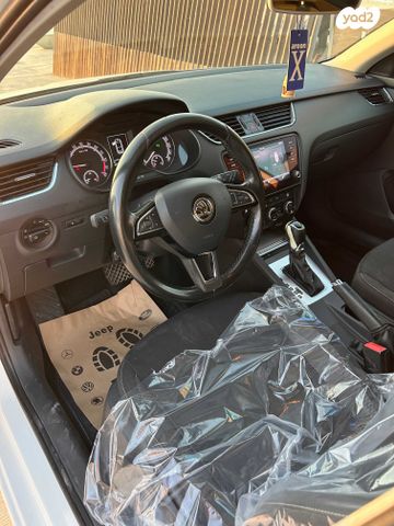 סקודה אוקטביה