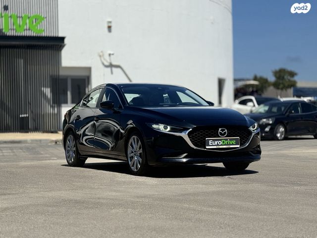 מודעת רכב מאזדה 3