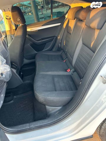 סקודה אוקטביה