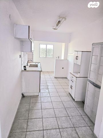 דירה, החלילים 10, נווה מנחם, קרני שומרון