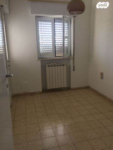 דירה, הארזים 16, בית הכרם, רמת בית הכרם, ירושלים