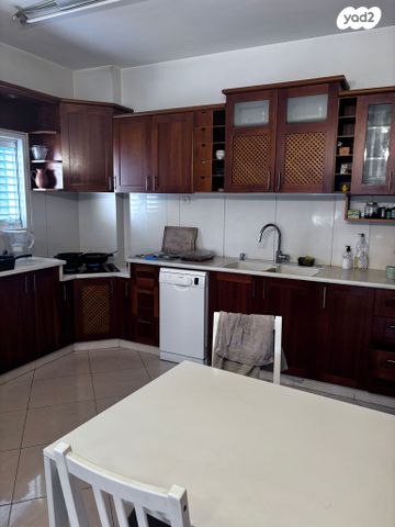 דירה, אליעזר בן יהודה 9, א' / צפון מזרח העיר, רחובות