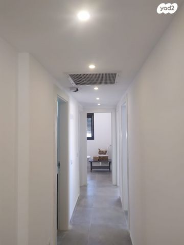 דירה, ספיר 23, אבני חן, חריש