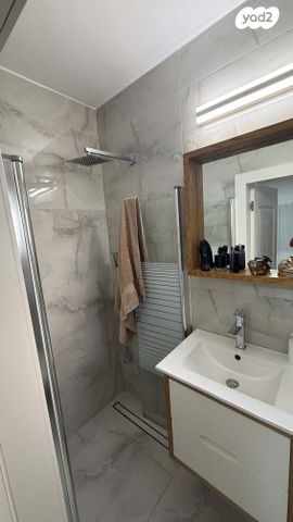 דירה, השומר 24, שיכון עובדים, טבריה