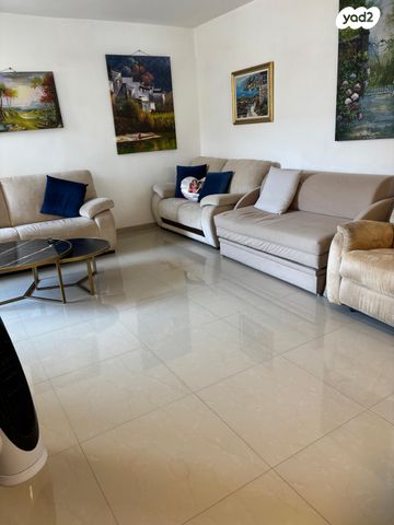 דירה, הירדן 25, נווה רם, שיכון מזרחי, רמת גן