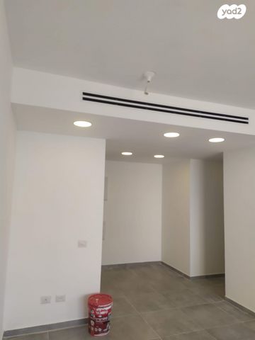 דירה, ספיר 23, אבני חן, חריש