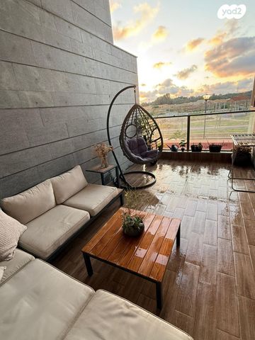 דירה, נעמי שמר 10, נאות שמיר, יבנה