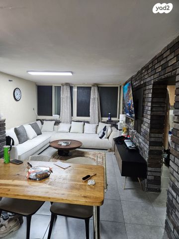 דירה, שלמה בן יוסף 535, שאר העיר, חצור הגלילית