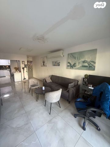 נחמה פוחצ'בסקי 19