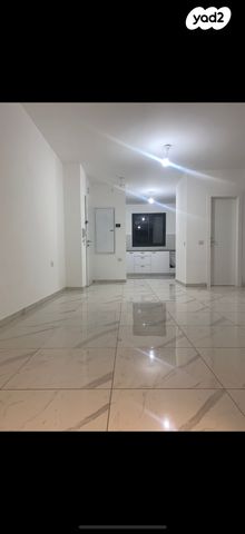 דירה, האחים 24, נווה שמיר רמת בית שמש ה-1, בית שמש