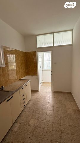 דירה, יהודה הלוי 11, מרכז העיר דרום, נתניה