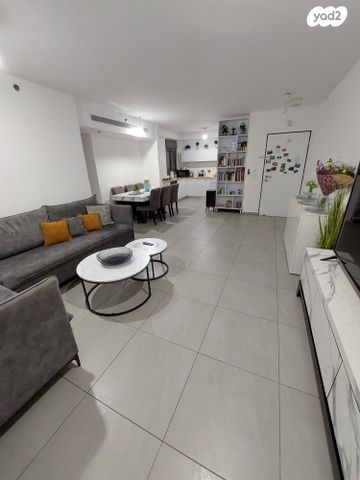 דירה, שדרות אבני החושן 37, כרמי גת, קרית גת