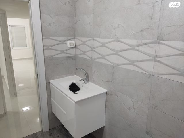 דירה, מונטיפיורי 7, אברמוביץ', ראשון לציון