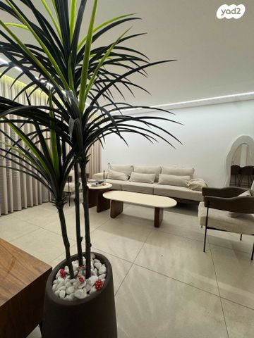 דירה, שרה אמנו 11, כרמי גת, קרית גת