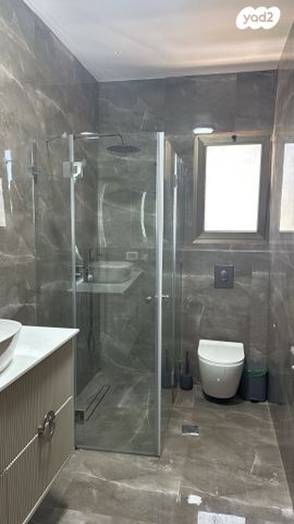 דירת גן, שושנה דמארי 3, קרית האמנים, מצליח, רמלה