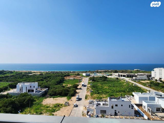 גג/ פנטהאוז, אלמוג 12, אכזיב, נהריה