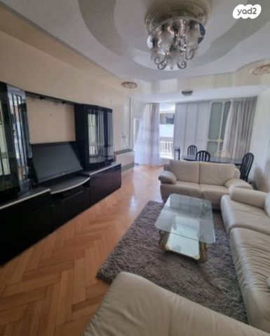 דירה, רבי שמואל וינרב 5, קרית הרצוג, בני ברק