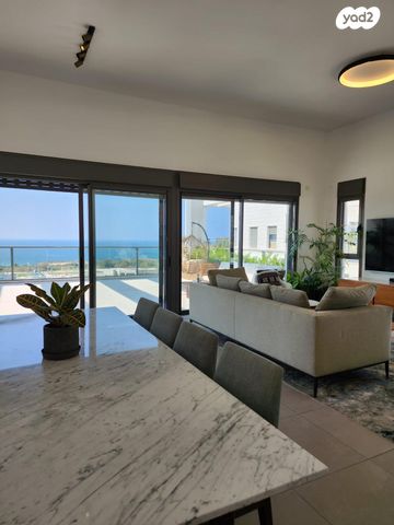 גג/ פנטהאוז, אלמוג 12, אכזיב, נהריה