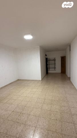 דירה, יהודה הלוי 11, מרכז העיר דרום, נתניה