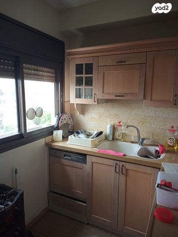 גג/ פנטהאוז, הרצל 15, עיר, מרכז העיר, נהריה