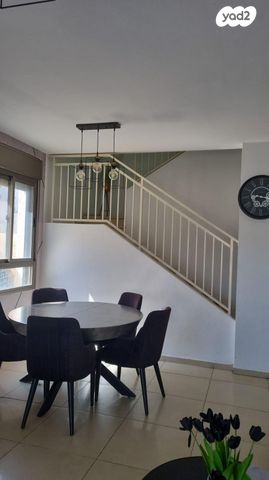 דירת גן, שושנה דמארי 3, קרית האמנים, מצליח, רמלה