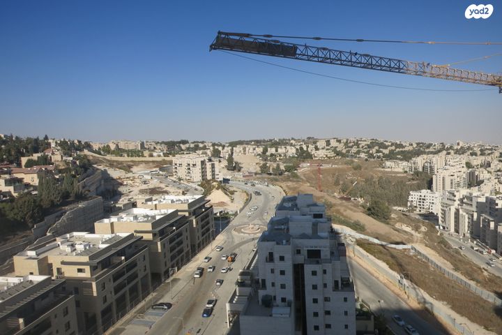 דירה, הרב אברהם זקן 1, מורדות ארנונה, ירושלים