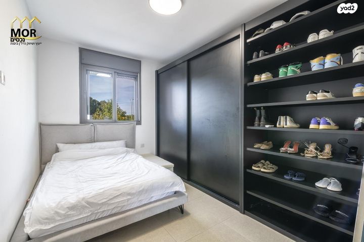 דירה, דבורה עומר 12, נאות שמיר, יבנה