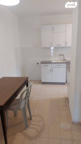 דירה, הארזים 16, בית הכרם, רמת בית הכרם, ירושלים