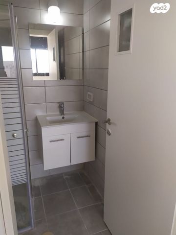 דירה, ספיר 23, אבני חן, חריש