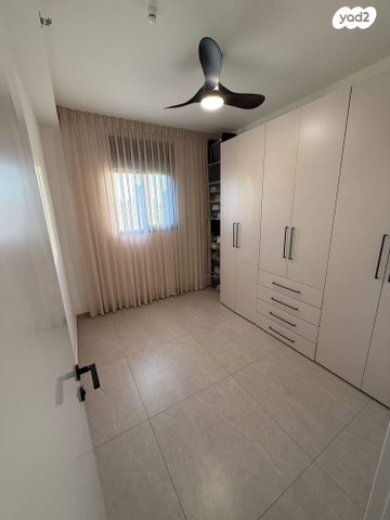 דירה, הרותם 4, רובע ח', אשדוד