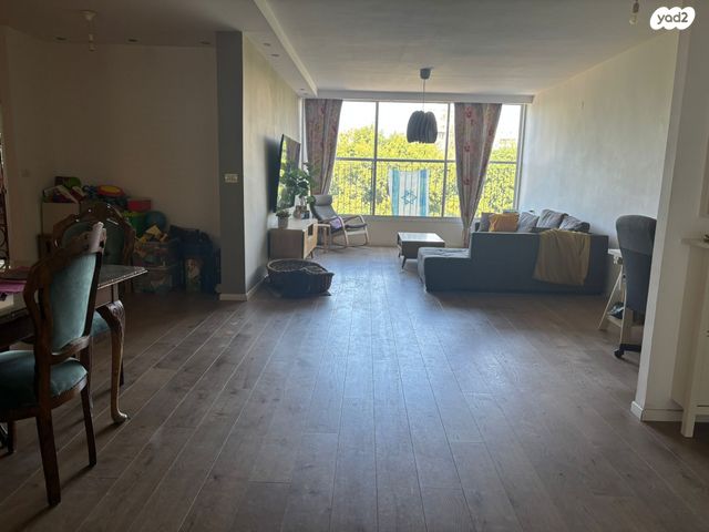 דירה, הרב בר שאול 8, א' / צפון מזרח העיר, רחובות