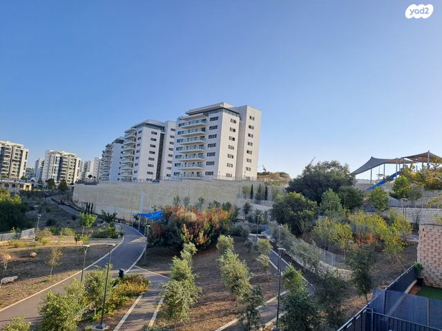 דירה, סביון 22, הפרחים, חריש