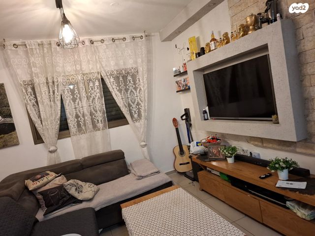 דירה, הברוש 484, אורות, אור עקיבא