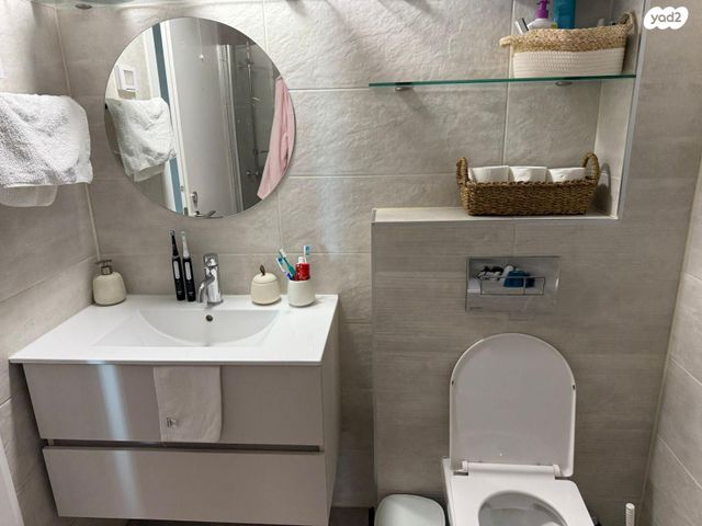 דירה, נעמי שמר 10, נאות שמיר, יבנה