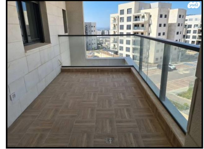 דירה, ספיר 23, אבני חן, חריש