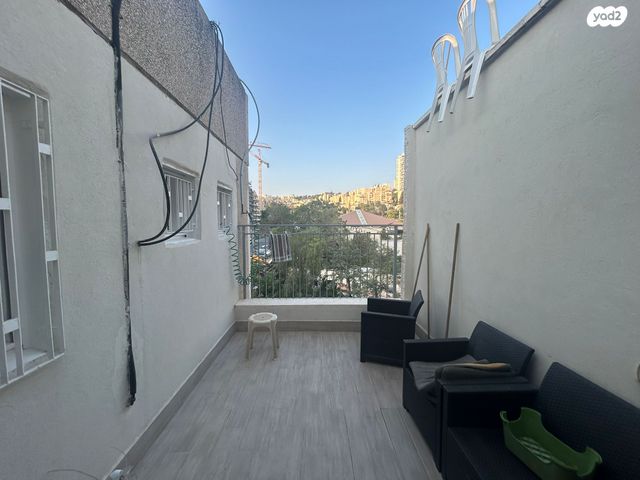 דירה, אברהם שטרן 5, קרית היובל, ירושלים