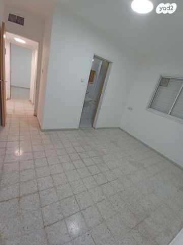 דירת גן, המצביאים 4, נאות יצחק, לוד