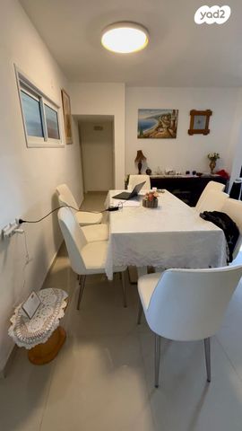 דירה, הירדן 25, נווה רם, שיכון מזרחי, רמת גן