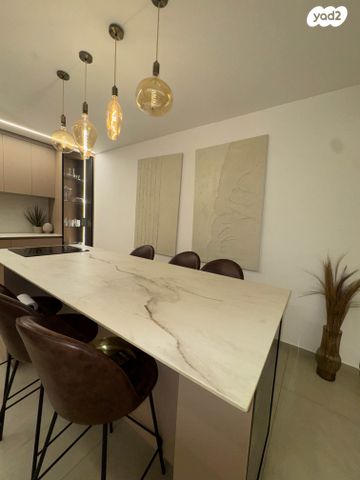 דירה, שרה אמנו 11, כרמי גת, קרית גת