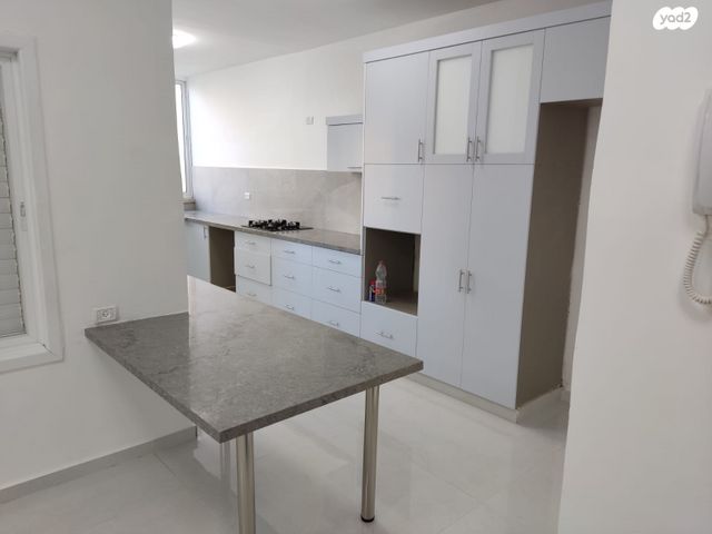 דירה, מונטיפיורי 7, אברמוביץ', ראשון לציון