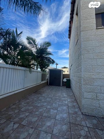 דירת גן, שושנה דמארי 3, קרית האמנים, מצליח, רמלה