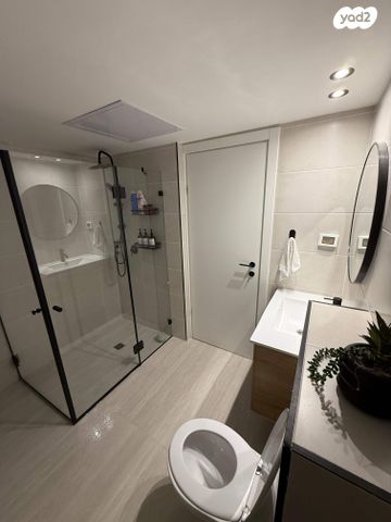 דירה, הרותם 4, רובע ח', אשדוד