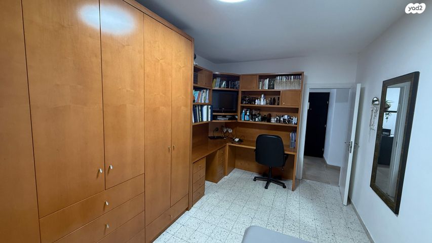 דירה, השומר 24, שיכון עובדים, טבריה