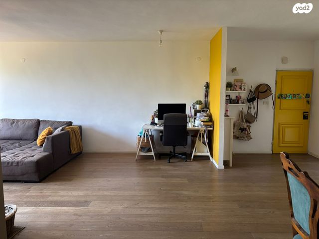 דירה, הרב בר שאול 8, א' / צפון מזרח העיר, רחובות