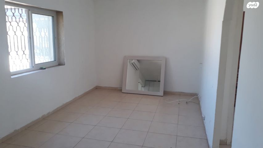 דירה, הנוטרים 3, קטמונים, ירושלים