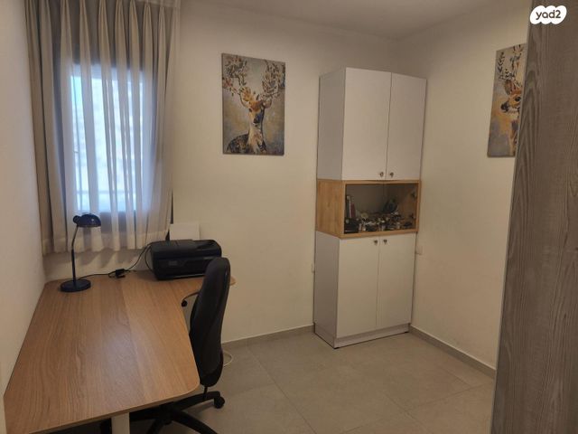 דירה, קלמן ביאלר 20, רחובות החדשה, רחובות