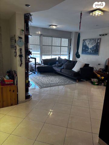 אליעזר בן יהודה 9