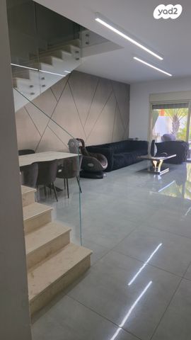 דו משפחתי, סלעית 23, גבעת אלונים, קרית אתא