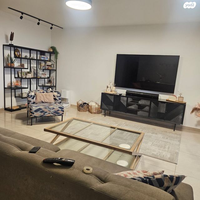 דירת גן, כחל 1, סנסן, צור הדסה